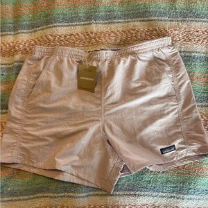 Patagonia 5” baggies Women’s Large